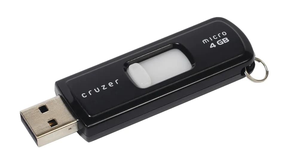 USB-флешка SanDisk Cruzer Micro на 4 ГБ