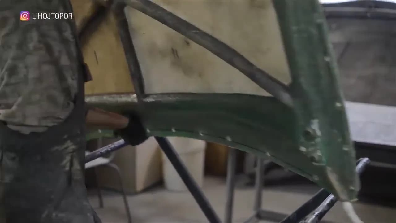 Каркас из реек и стеклоткань на внутренней стороне матрицы