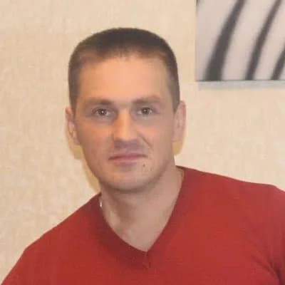 Роман Саляхутдинов